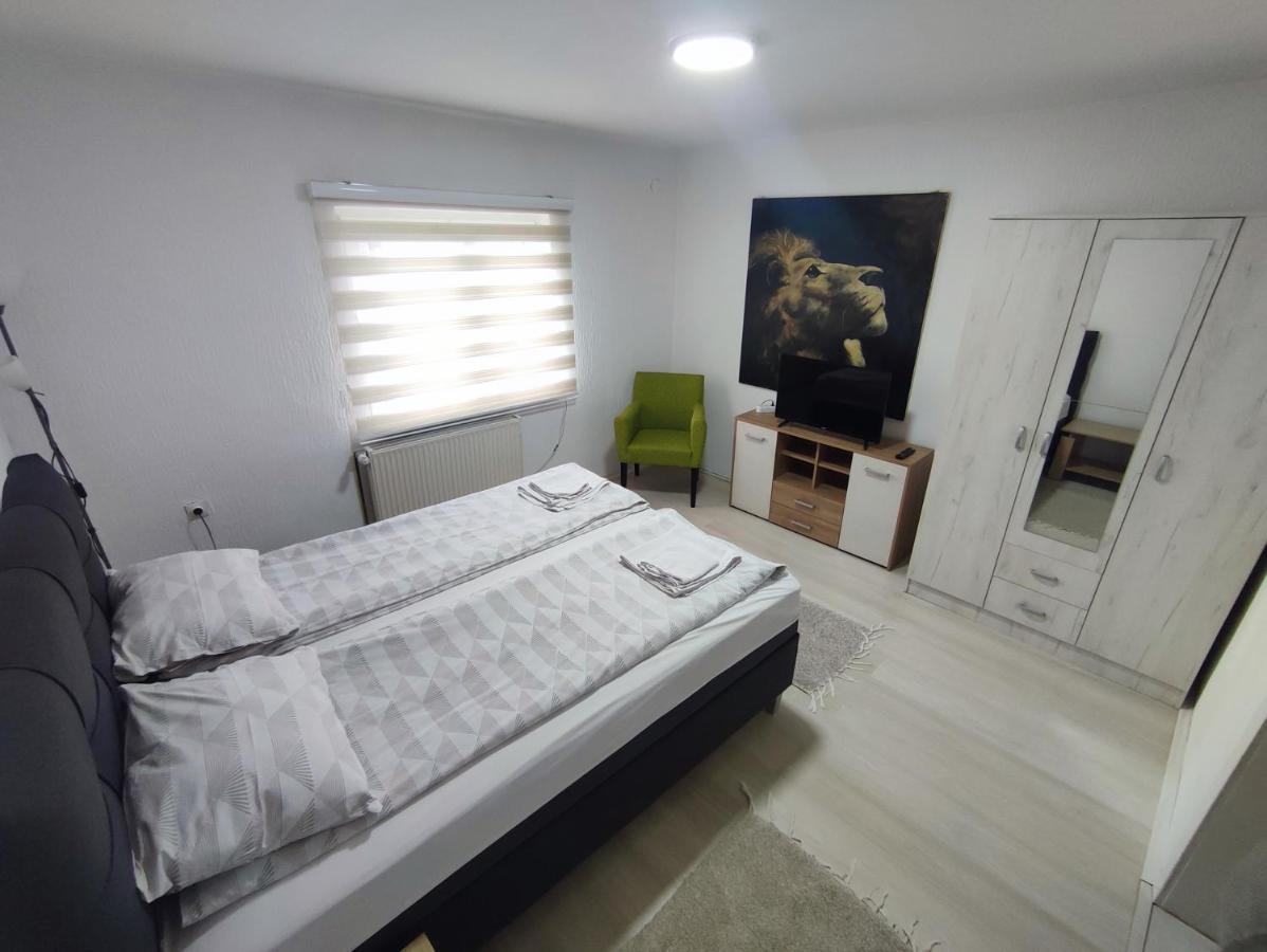 Dobrila Apartment *