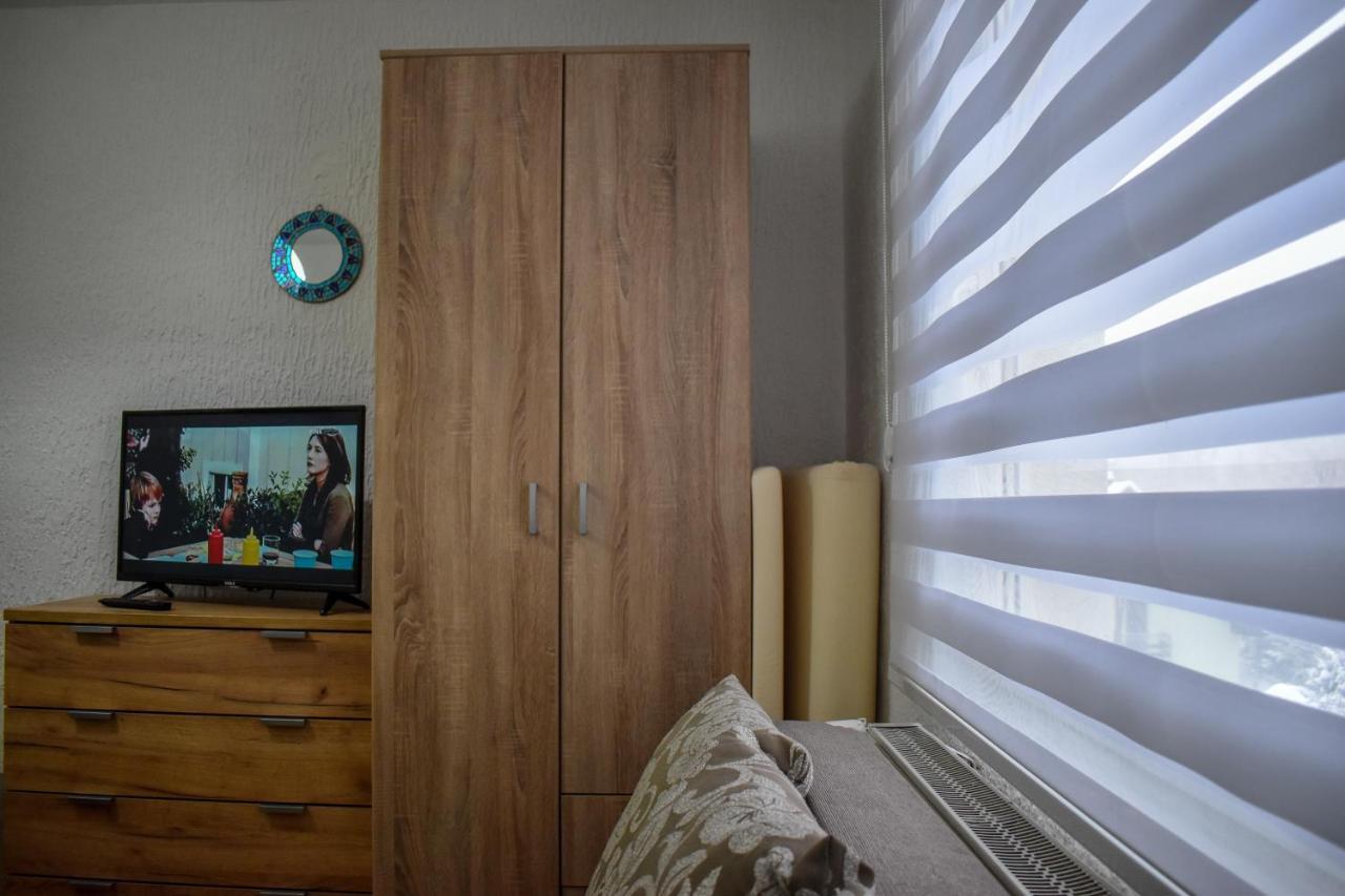 Dobrila Apartment