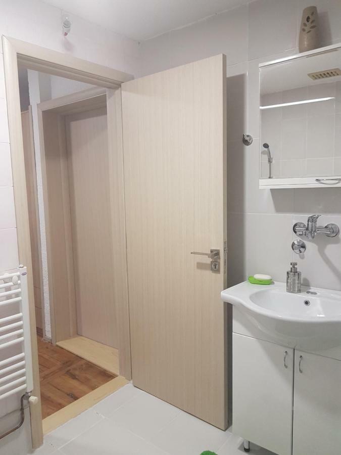 Dobrila Apartment